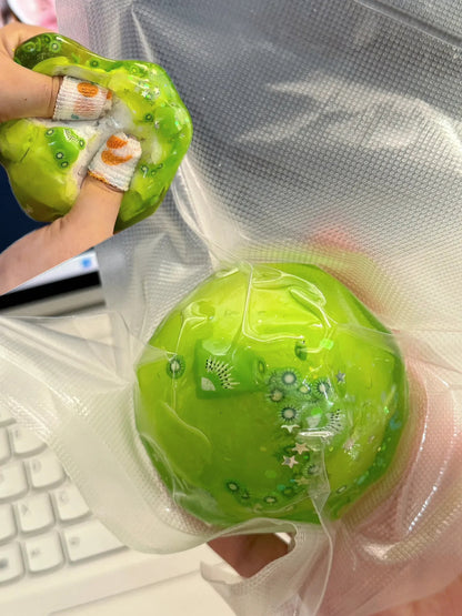 Crackle Kiwi Squishy – Stress Relief Toy