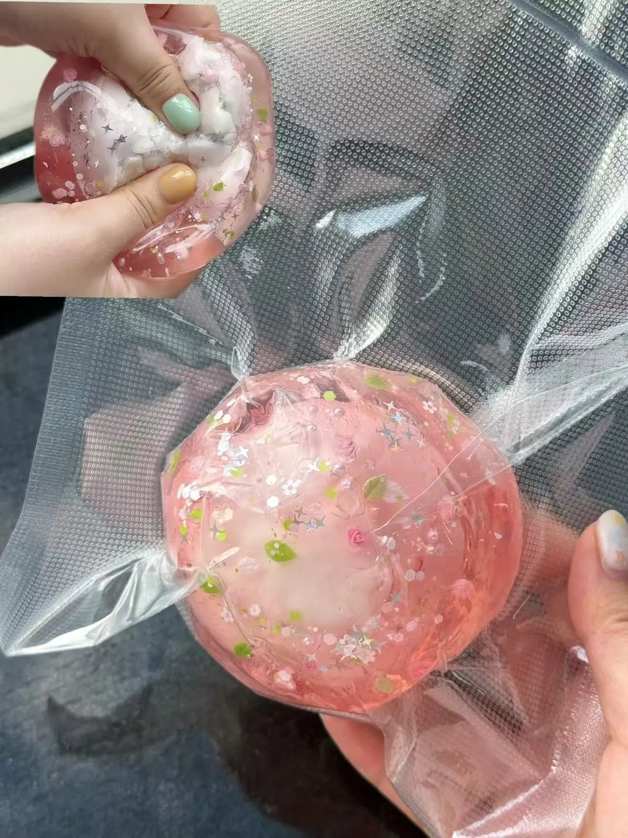Crackle Spring Sakura Squishy – Stress Relief Toy