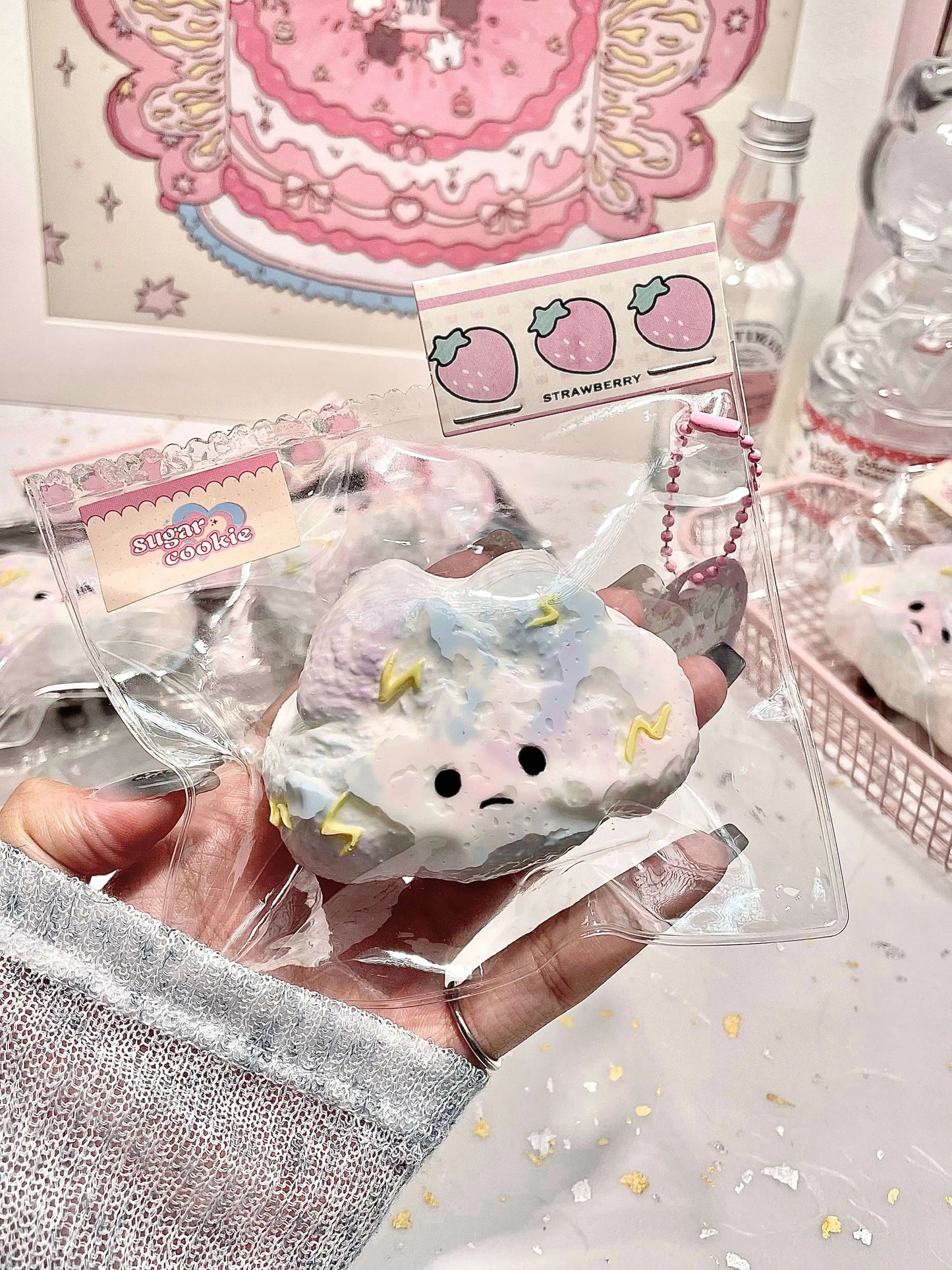 Fluffy Cloud Squishy – Slow Rising Stress Relief Toy