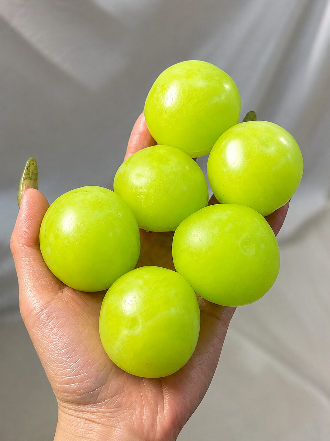 Mini Green Grape Slush Squishy Ball
